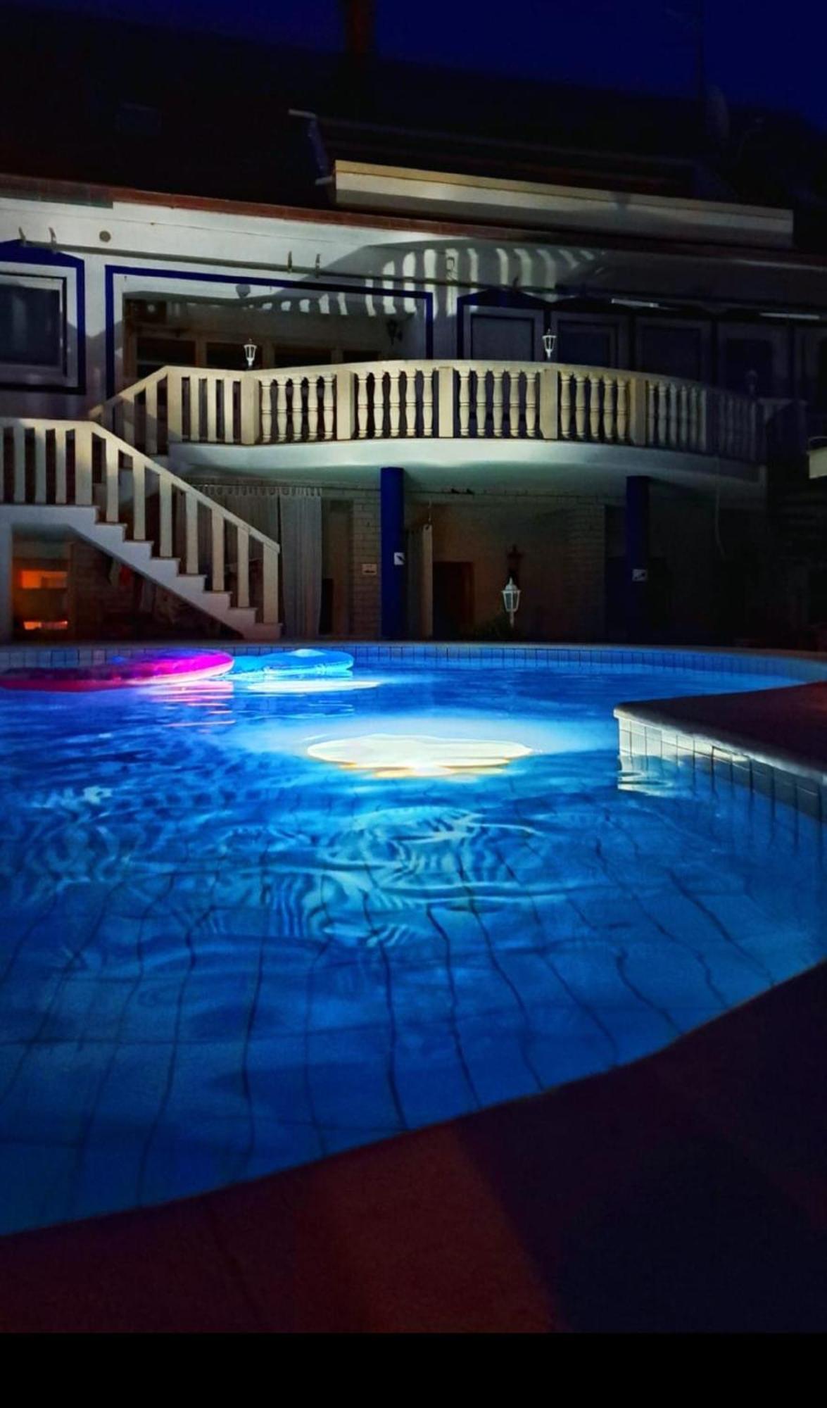 Villa Elit Dugi Rat Exterior foto